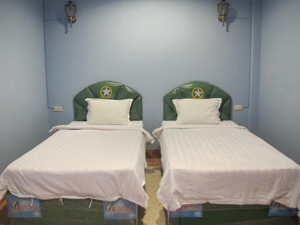 אודון תאני The Star Hotel חדר תמונה