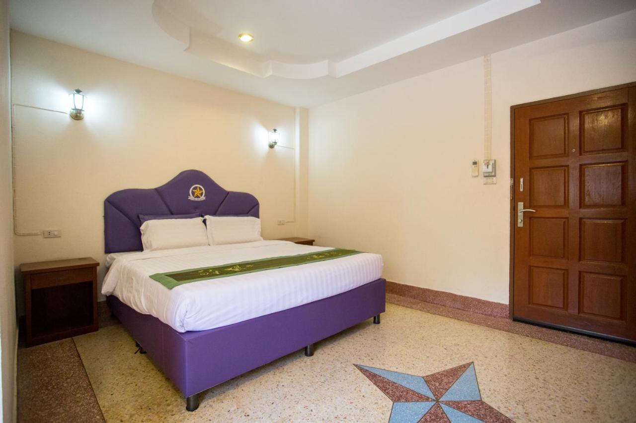 אודון תאני The Star Hotel מראה חיצוני תמונה