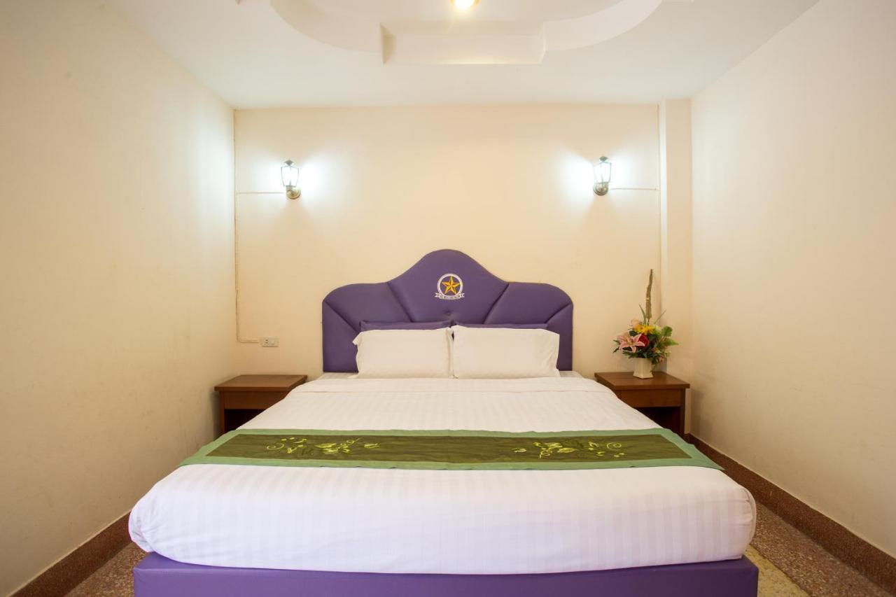 אודון תאני The Star Hotel מראה חיצוני תמונה