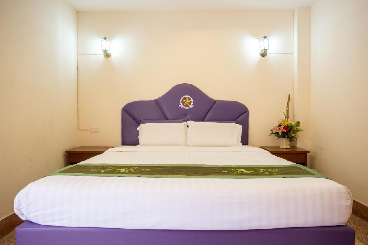אודון תאני The Star Hotel מראה חיצוני תמונה