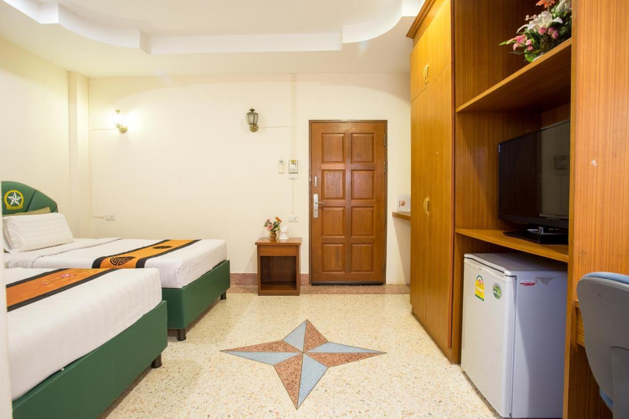 אודון תאני The Star Hotel מראה חיצוני תמונה