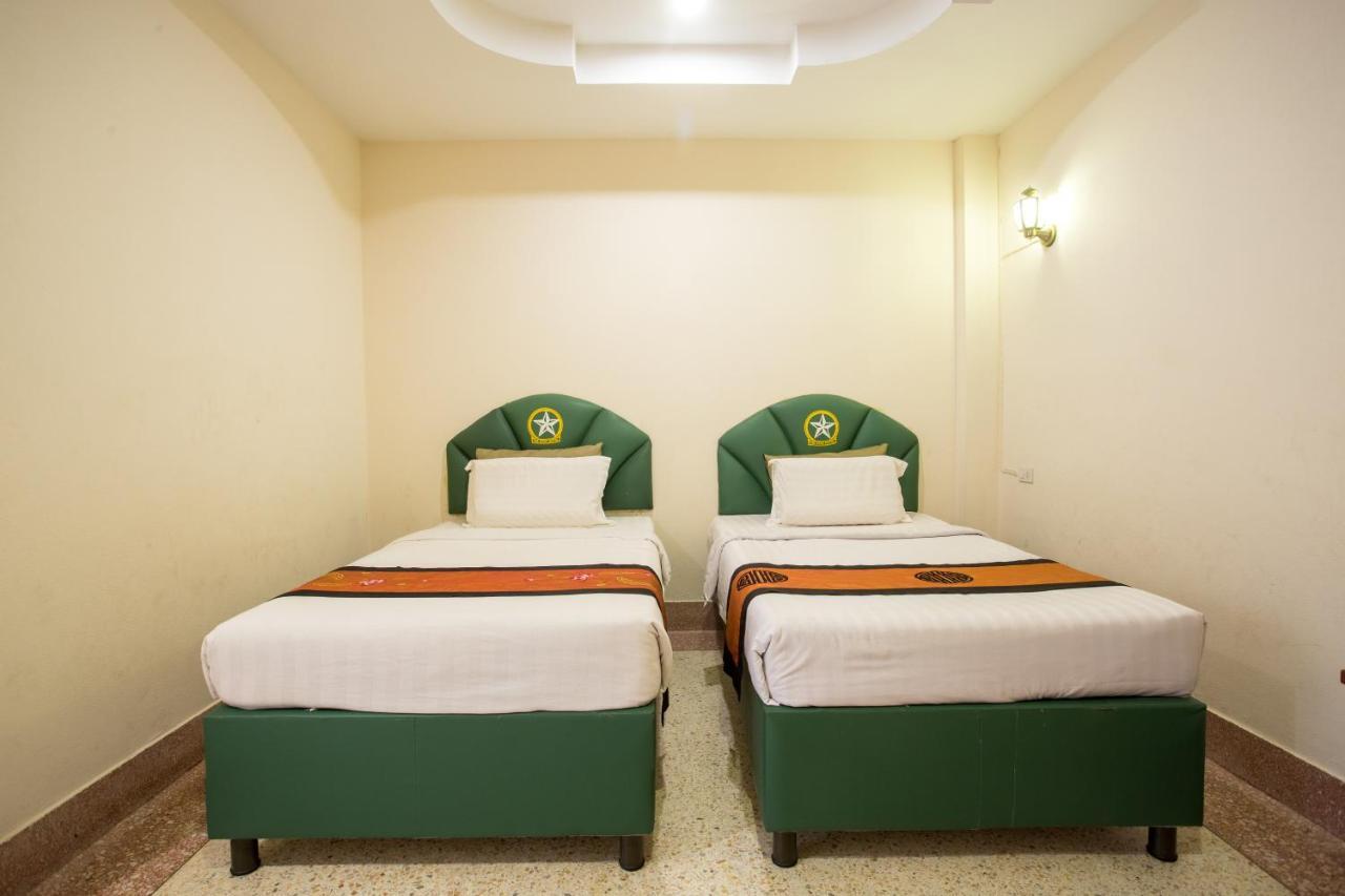 אודון תאני The Star Hotel מראה חיצוני תמונה